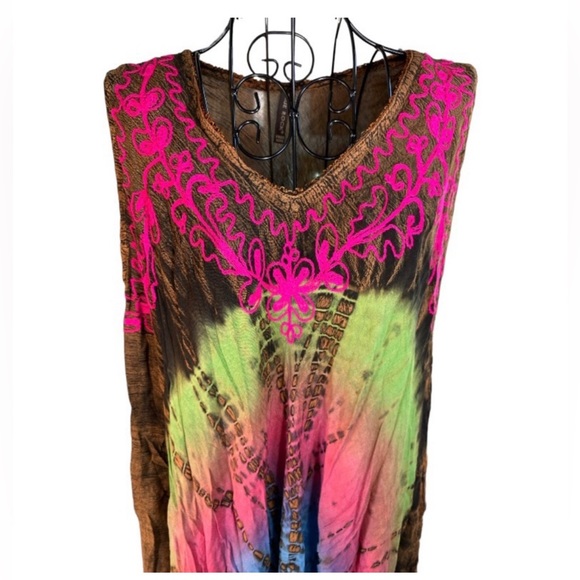 Sun Dress—True Rock Free Size Tie-Dye Rayon Embroidered V-neck, Brown Pink - Picture 4 of 12